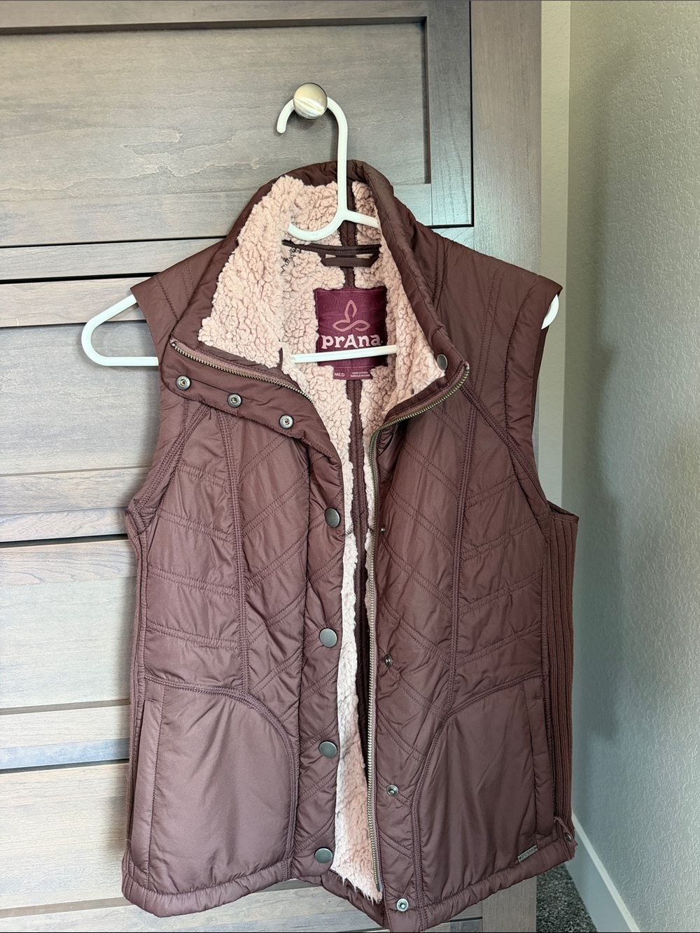 prAna Women's Burgundy Quilted Sherpa-Lined Vest